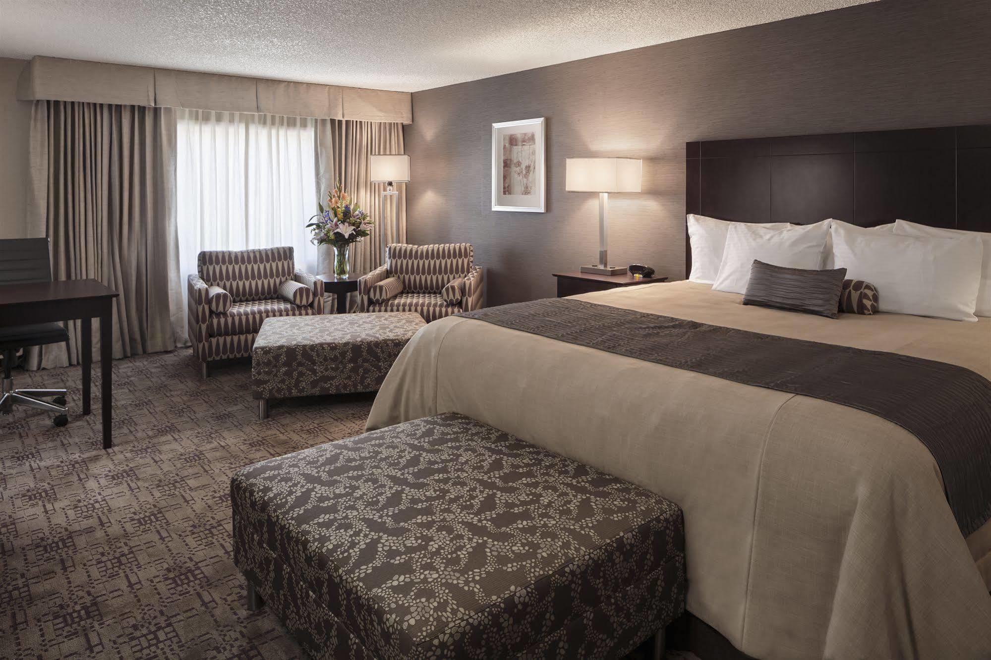 High Desert Inn Елко Екстериор снимка